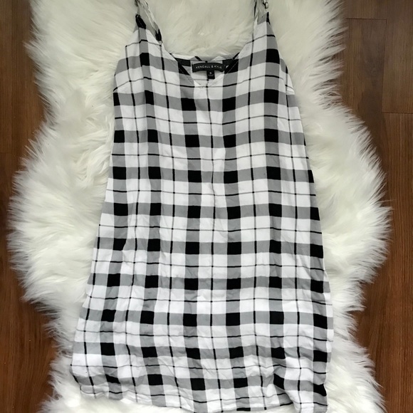Kendall and Kylie Plaid Vintage Dress - Picture 2 of 5